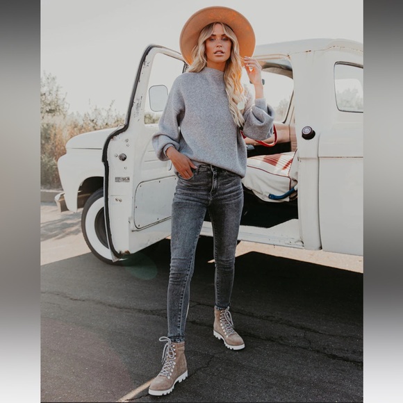 VICI Amsterdam Mock Neck Sweater - Picture 7 of 11